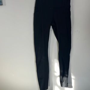 Black leggings with pockets